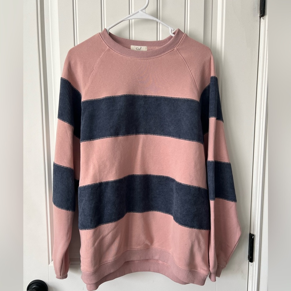 Easel Oversized, Textured sweatshirt